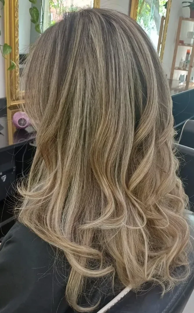 Coloração no Cerqueira César | Lylla Espaço de Beleza Salão de Beleza Coloração no Cerqueira César | Lylla Espaço de Beleza Salão de Beleza