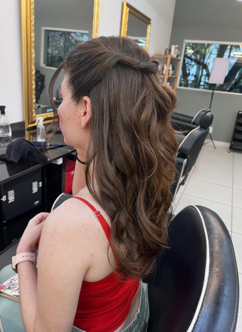 Penteados e escova · Lylla Espaço de Beleza — salão de beleza em Cerqueira César, São Paulo - SP