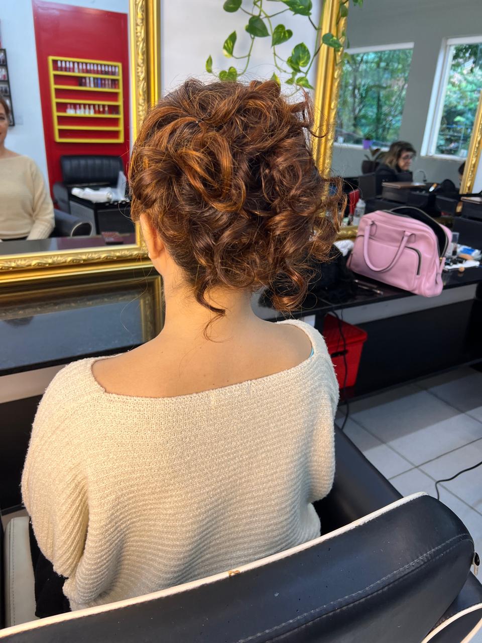 Penteado no Cerqueira César - SP | Lylla Espaço de Beleza