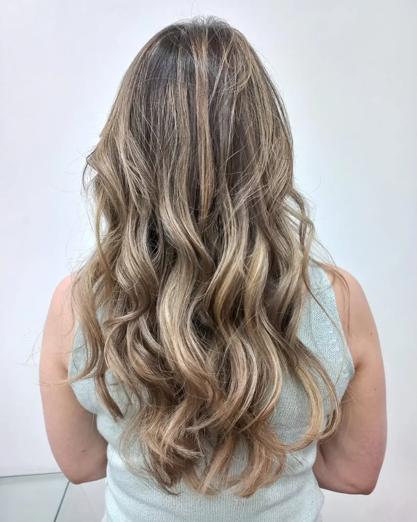 Coloração e mechas – Lylla Espaço de Beleza, Cerqueira César, São Paulo - SP – foto 19