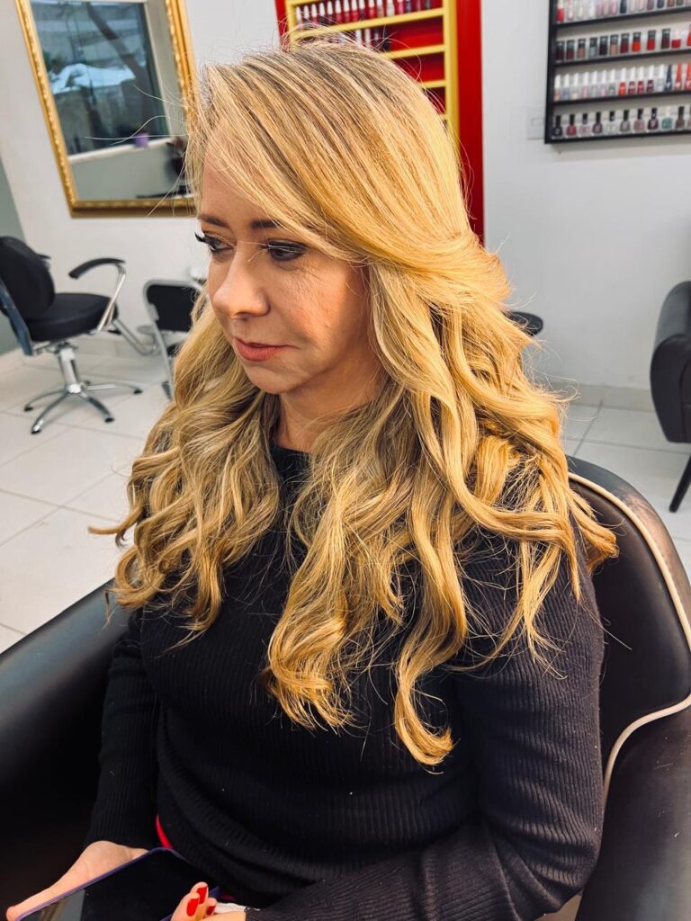 Penteados · Lylla Espaço de Beleza — salão de beleza em Cerqueira César, São Paulo - SP