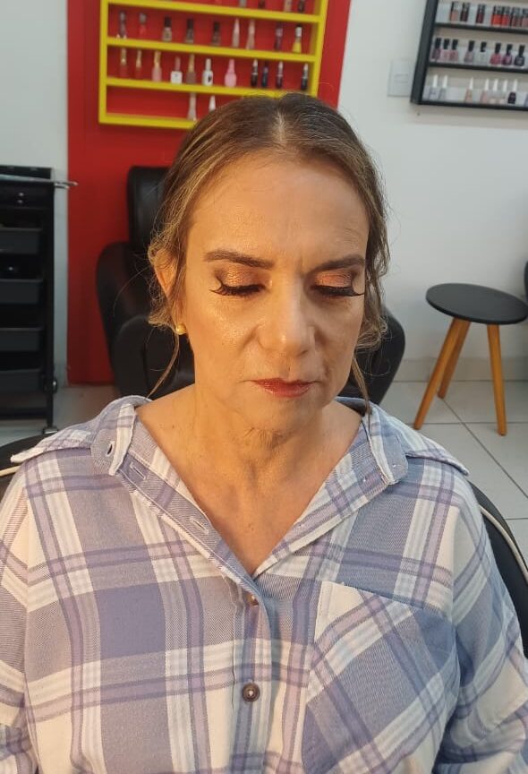 Quem faz Make e penteados no Cerqueira César - SP | Lylla Espaço de Beleza