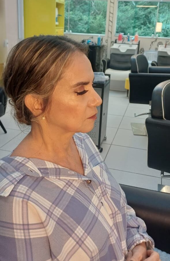 Quem faz Make e penteados no Cerqueira César – SP | Lylla Espaço de Beleza