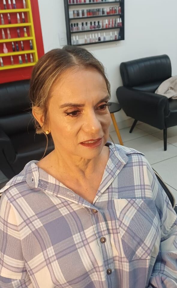 Quem faz Make e penteados no Cerqueira César - SP | Lylla Espaço de Beleza