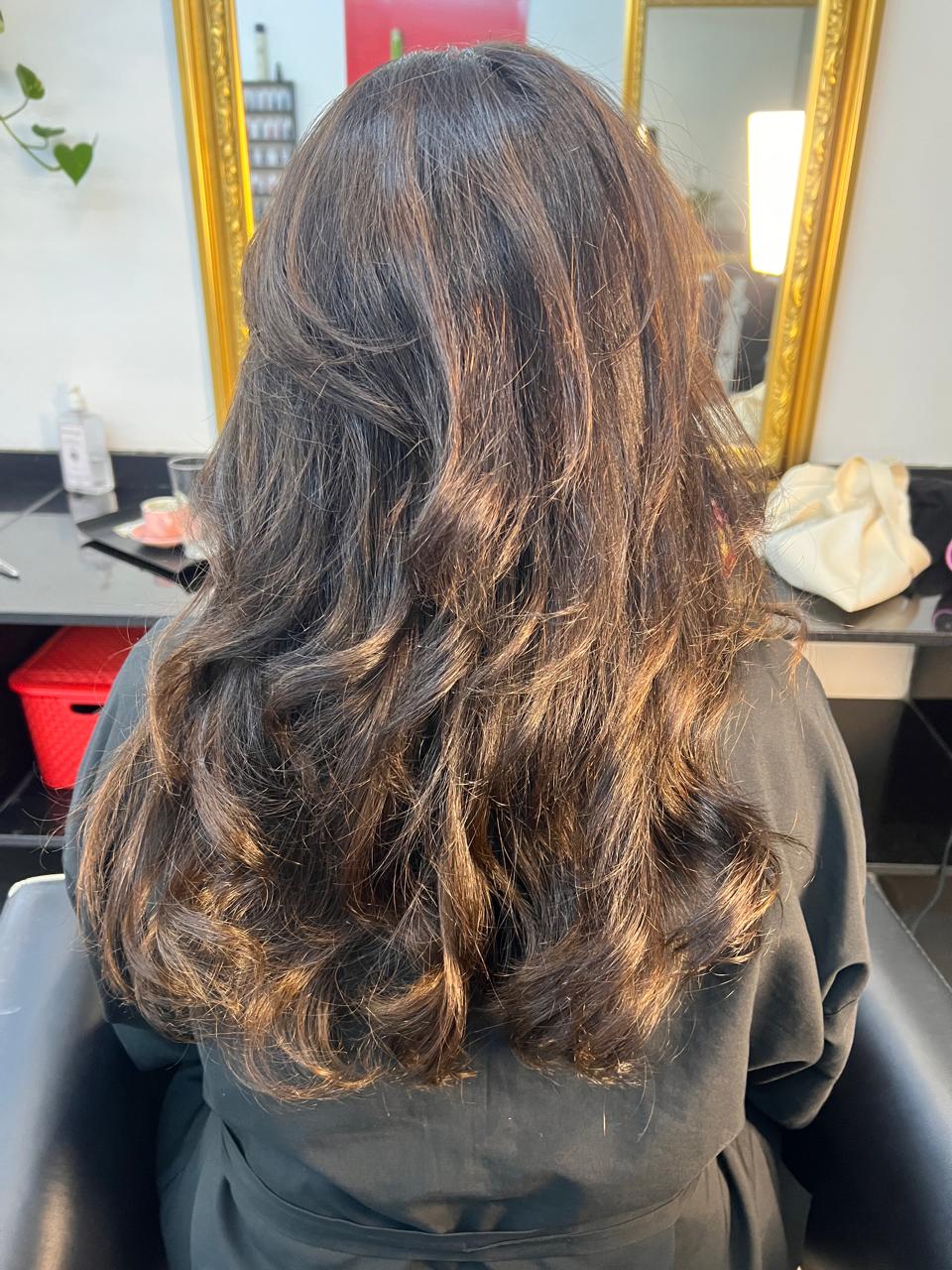Coloração de Castanho Escuro para Marrom no Cerqueira César - SP | Lylla Espaço de Beleza Salão de Beleza