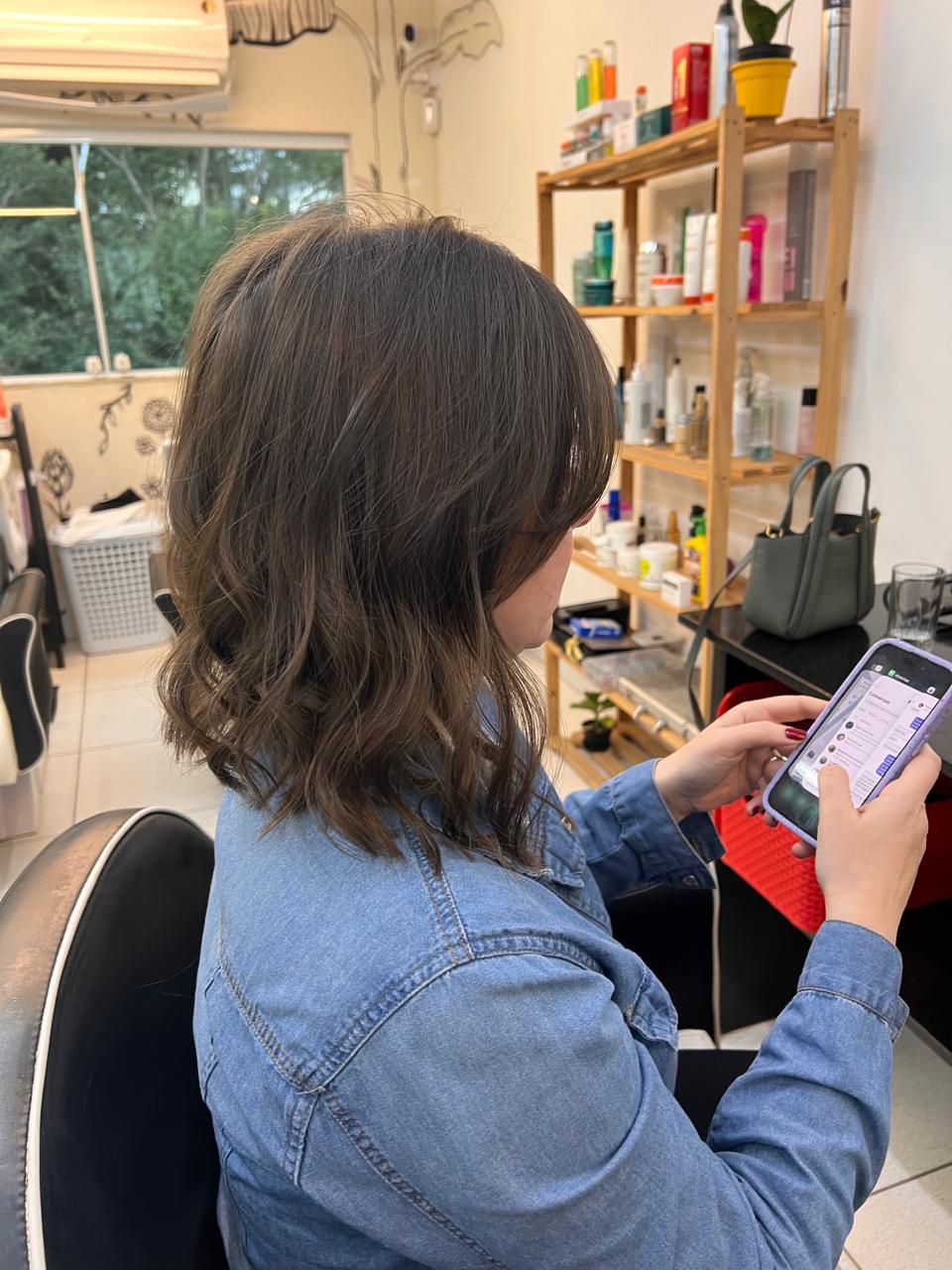 Quem faz Corte personalizado no Cerqueira César - SP | Lylla Espaço de Beleza