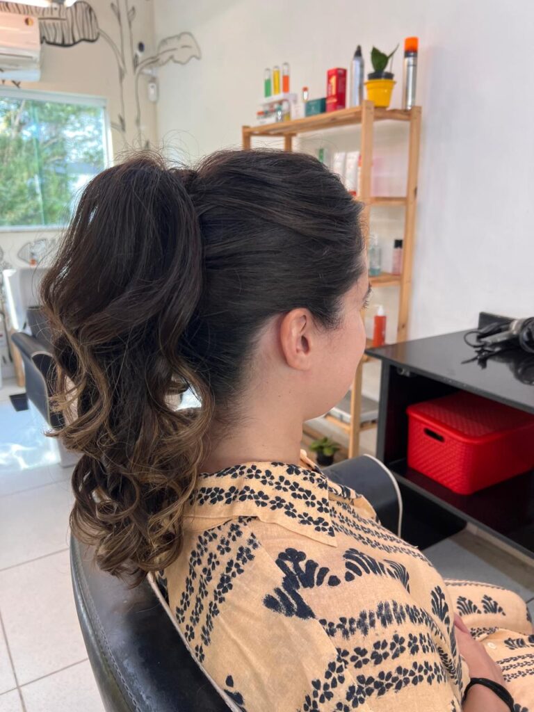 Quem faz Penteado no Cerqueira César - SP | Lylla Espaço de Beleza