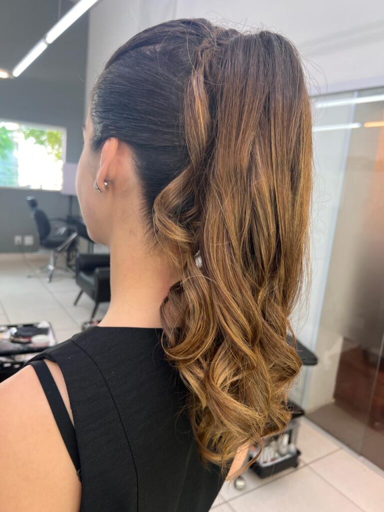 Penteados – Lylla Espaço de Beleza, Cerqueira César, São Paulo - SP – foto 7