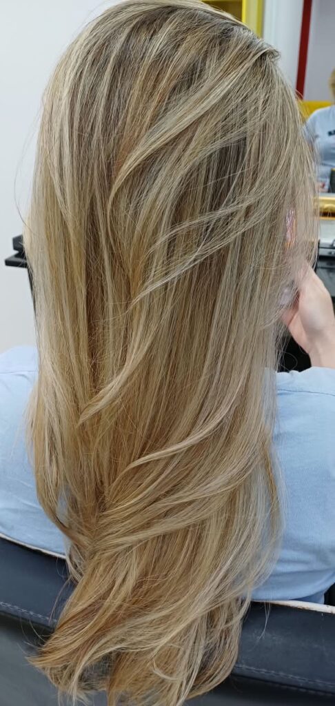 Coloração e mechas – Lylla Espaço de Beleza, Cerqueira César, São Paulo - SP – foto 26